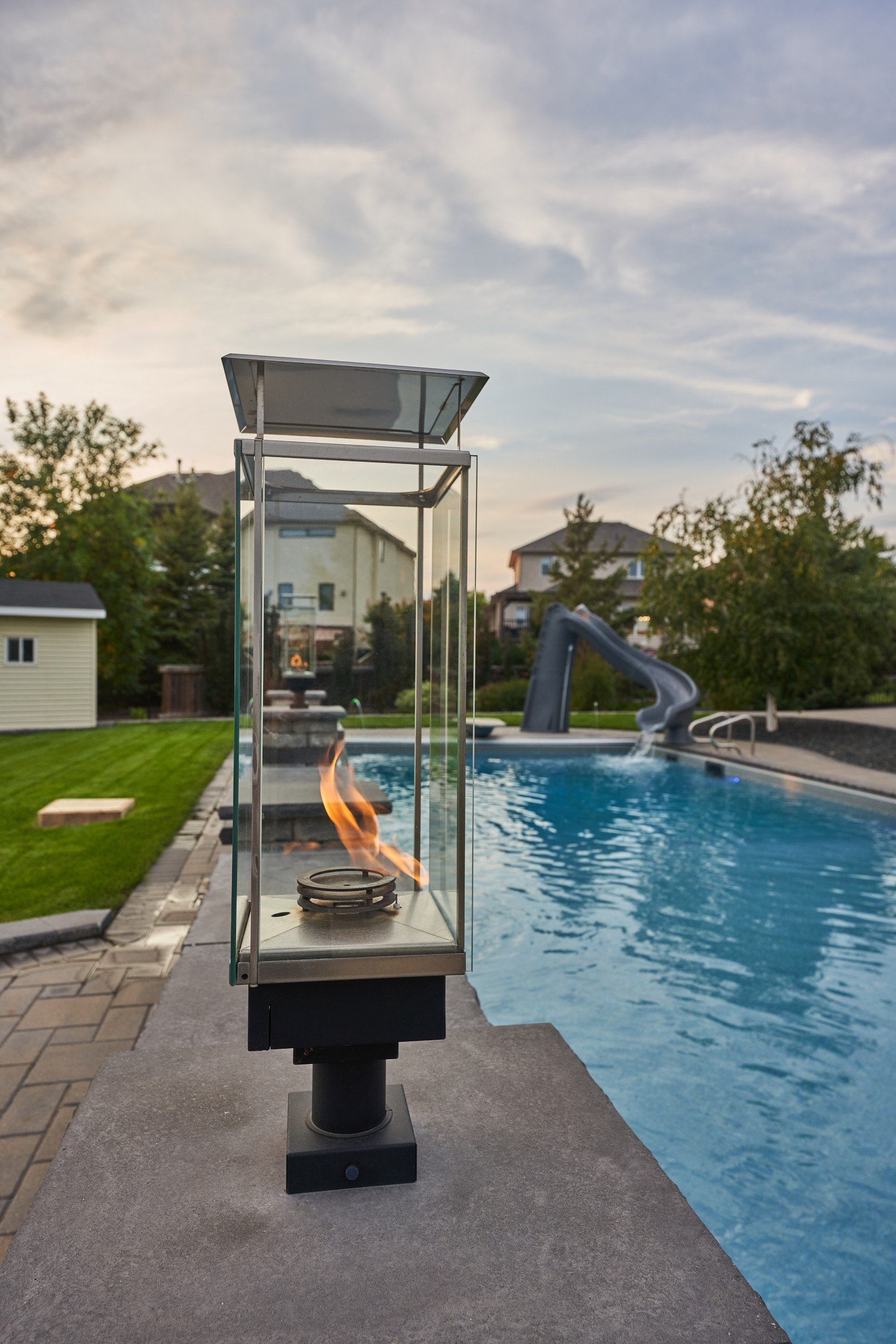 backyard pool lamp